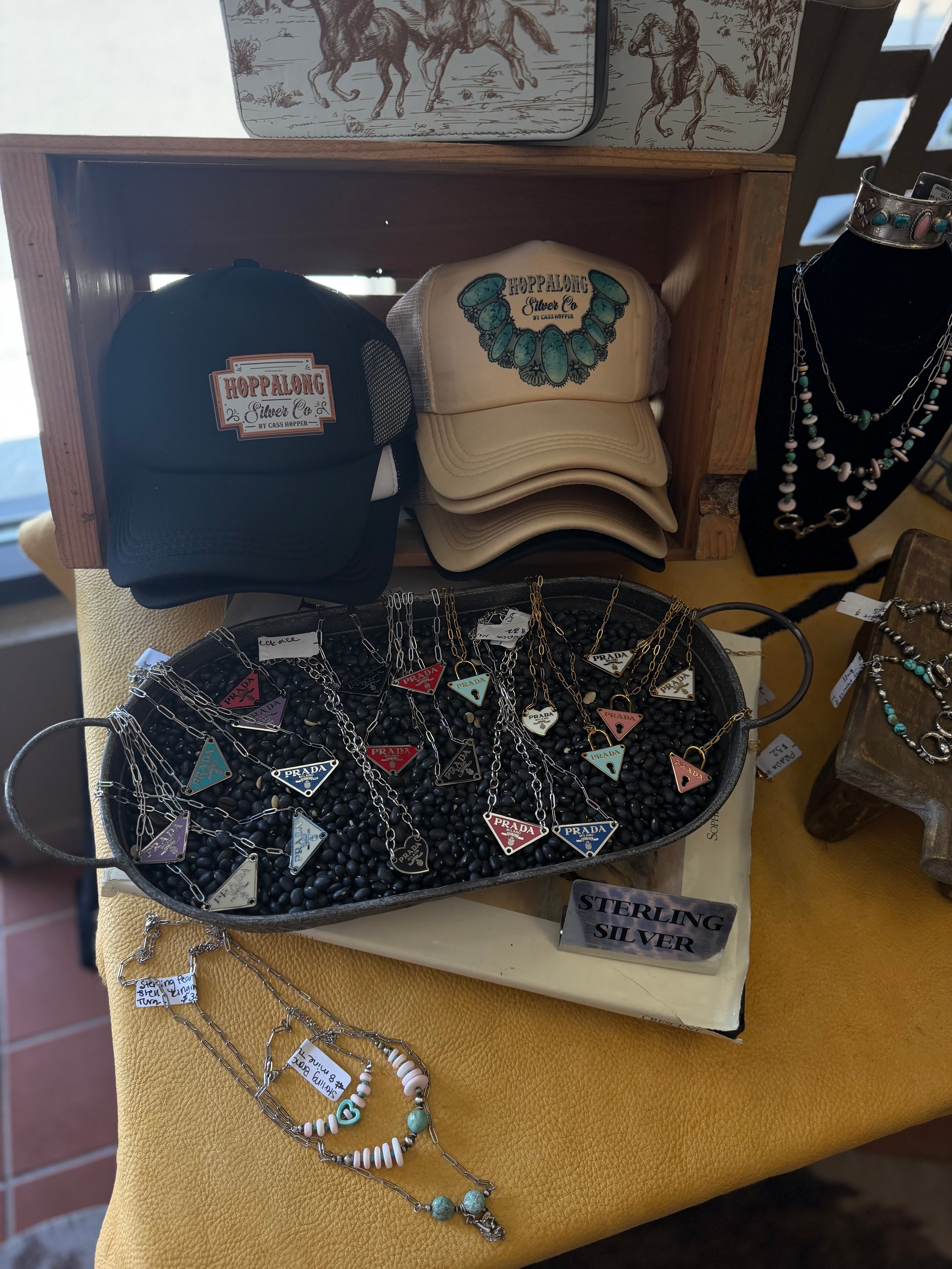 Apparel / Merch