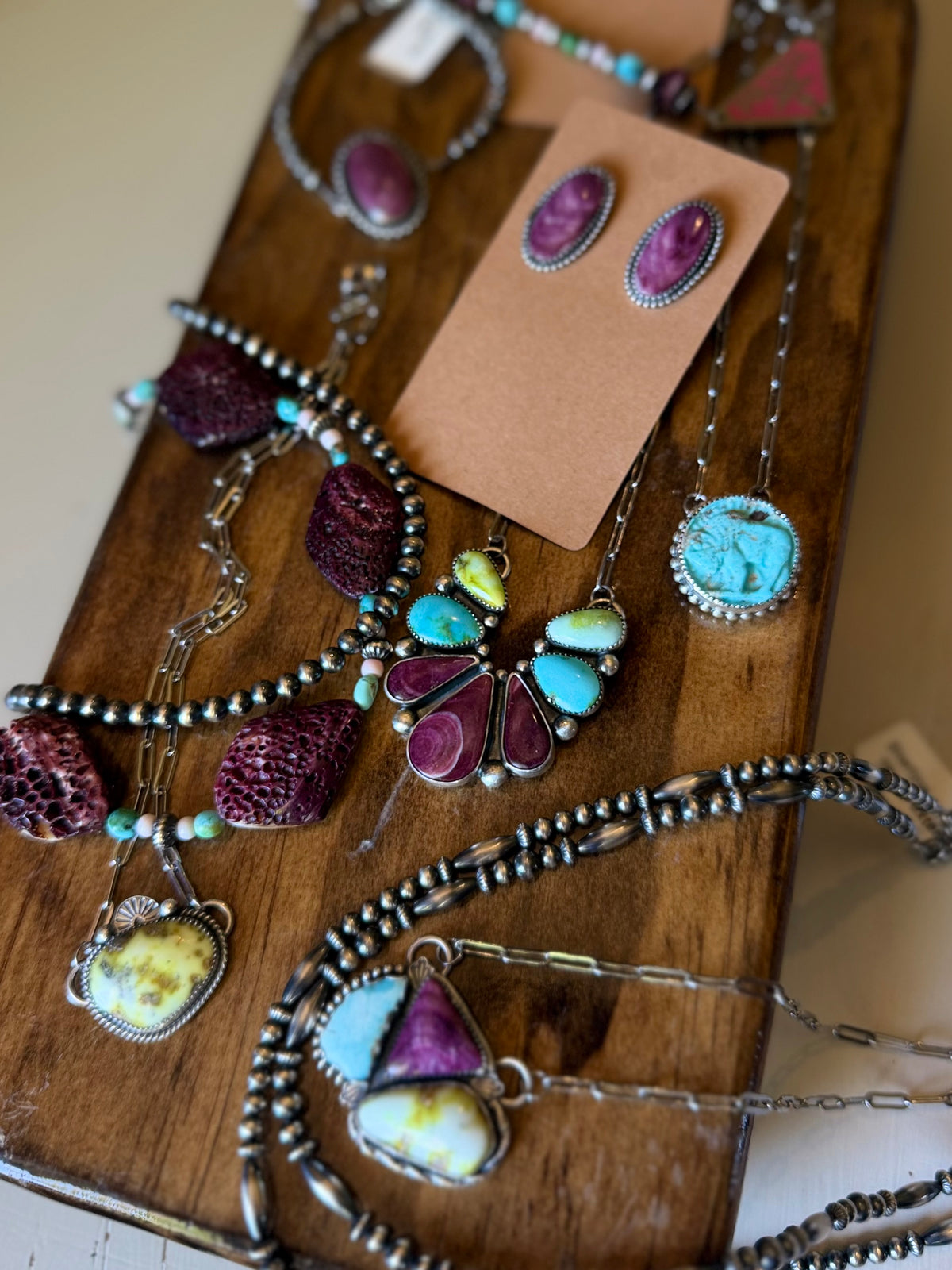 3 Divas Necklace
