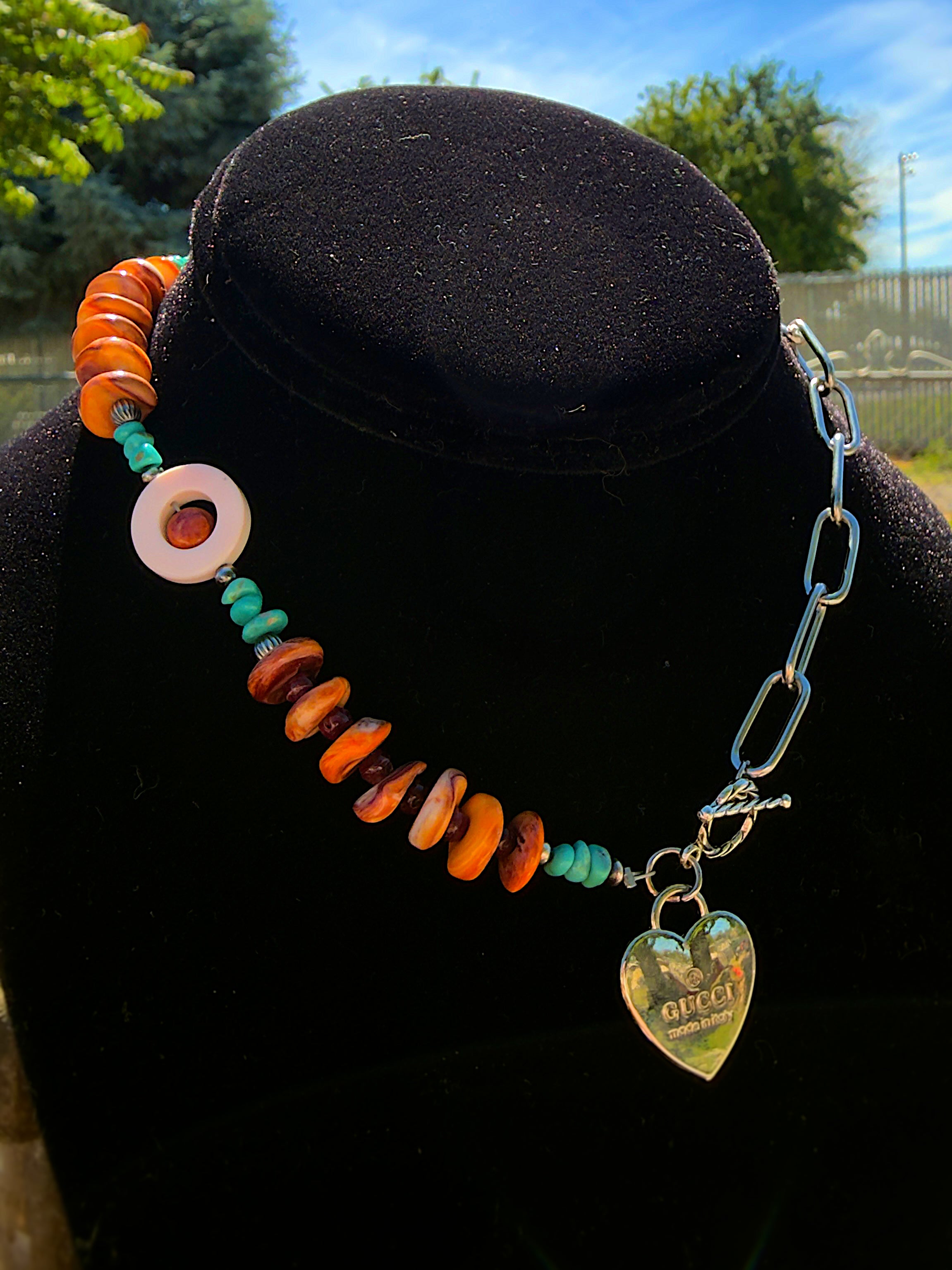 Gucci Heart Toggle Style Choker